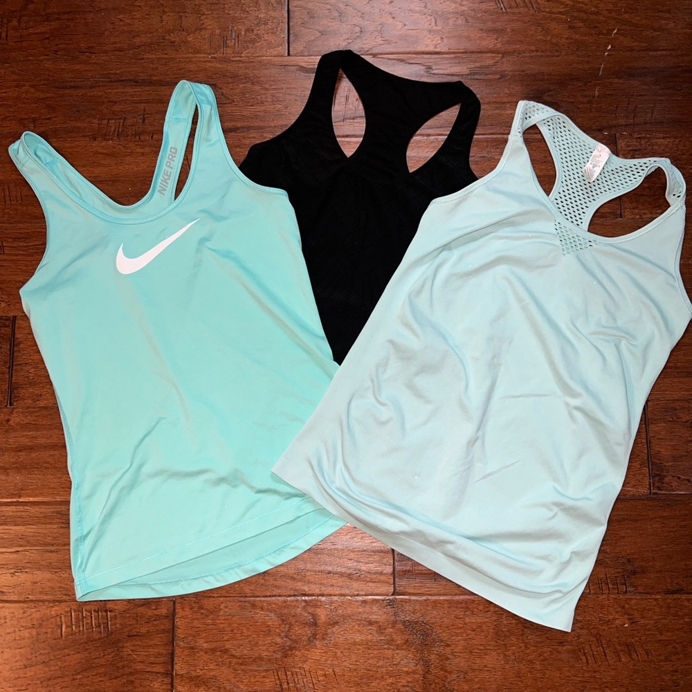 Nike Fabletics Athletic tank tops